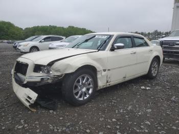  Salvage Chrysler 300