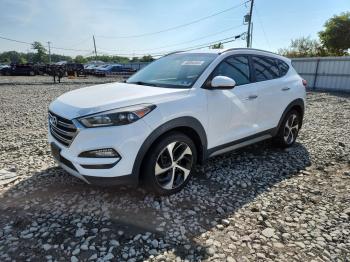  Salvage Hyundai TUCSON