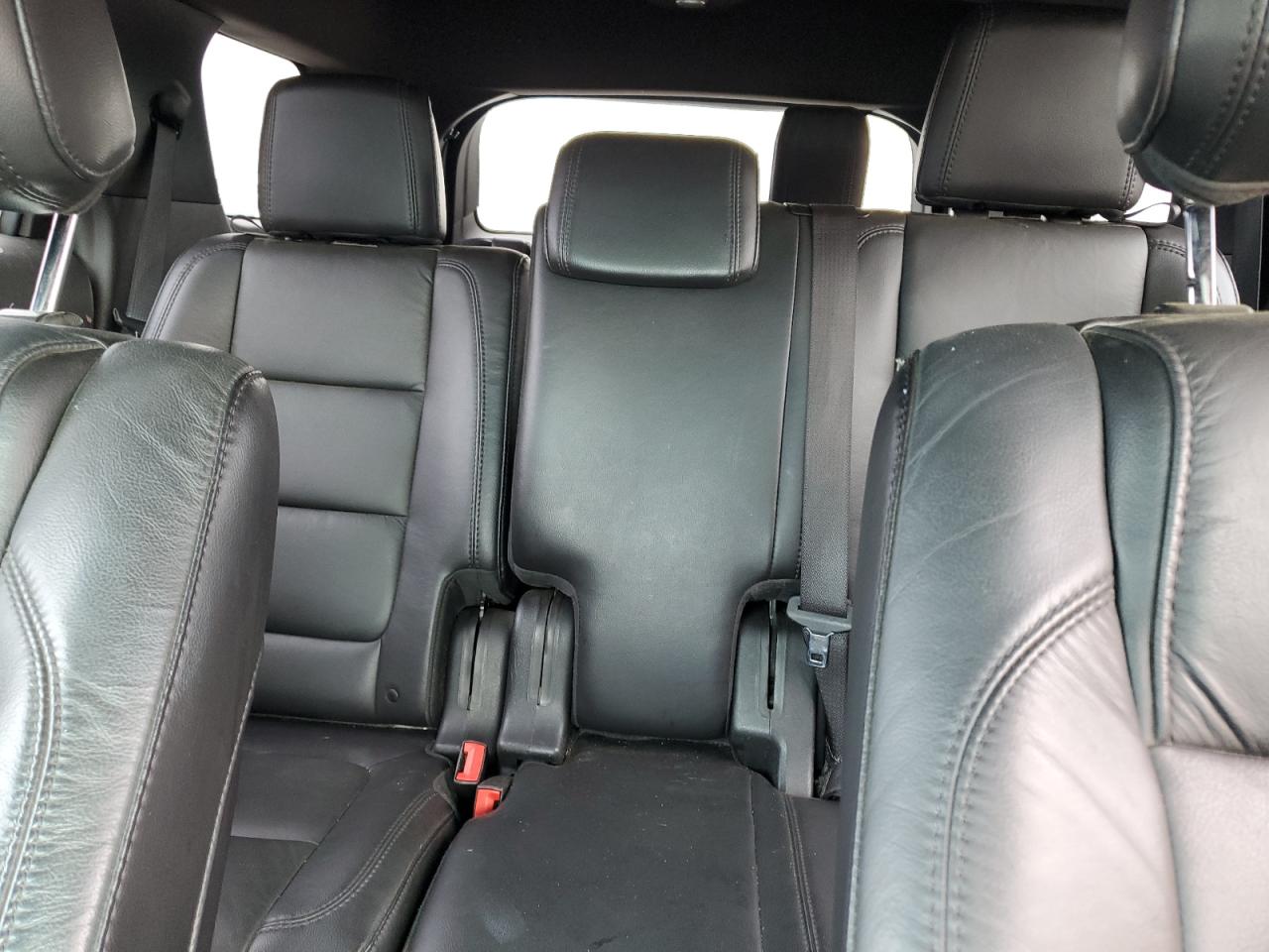 Ford Explorer Xlt Image 12