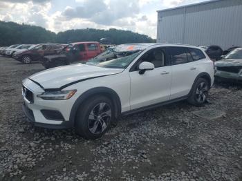  Salvage Volvo V60