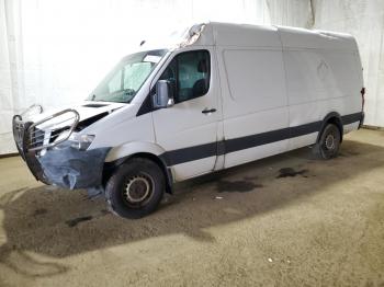  Salvage Mercedes-Benz Sprinter