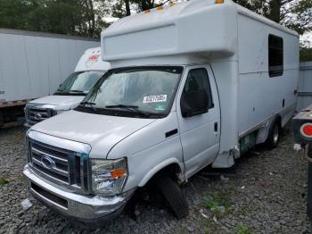  Salvage Ford Econoline