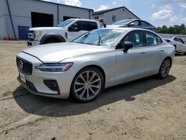  Salvage Volvo S60