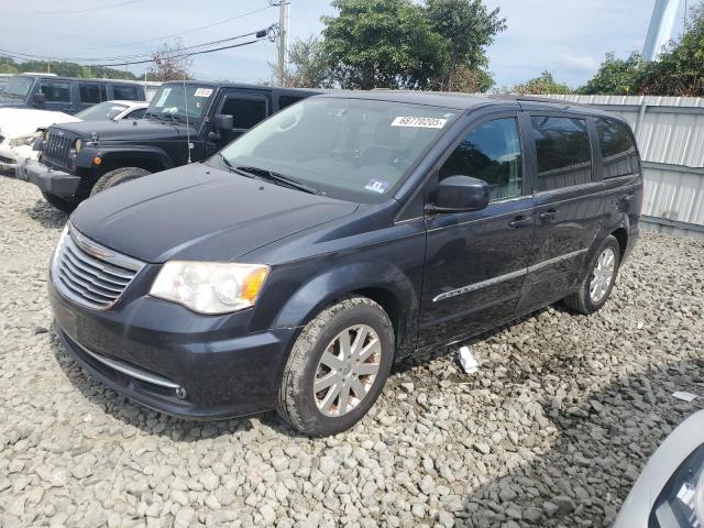  Salvage Chrysler Minivan