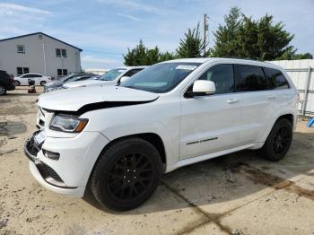  Salvage Jeep Grand Cherokee
