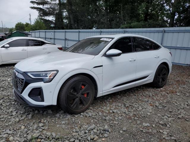  Salvage Audi Q8