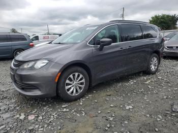  Salvage Chrysler Pacifica
