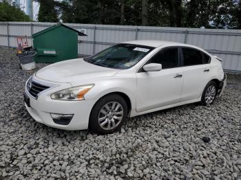  Salvage Nissan Altima