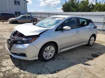  Salvage Nissan LEAF