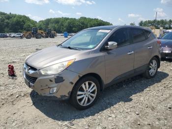  Salvage Hyundai TUCSON