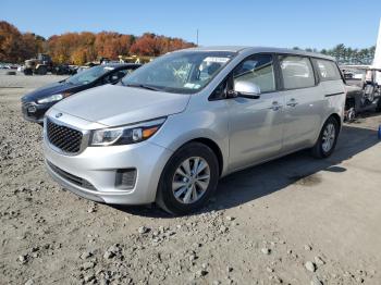  Salvage Kia Sedona