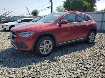  Salvage Mercedes-Benz GLA