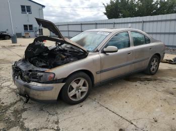 Salvage Volvo S60