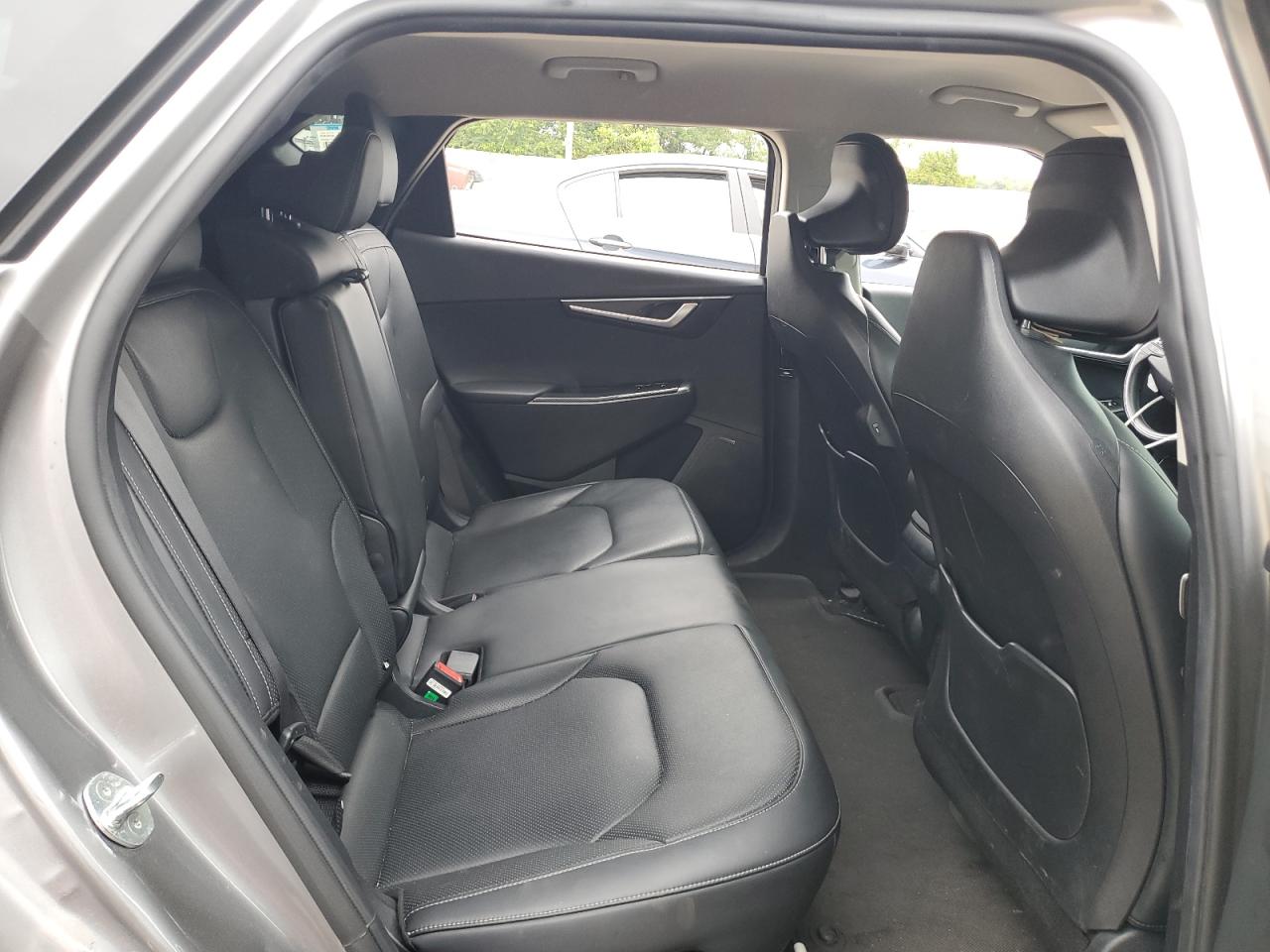 Kia EV6 Light Image 2