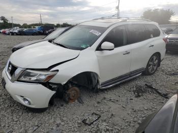  Salvage Nissan Pathfinder