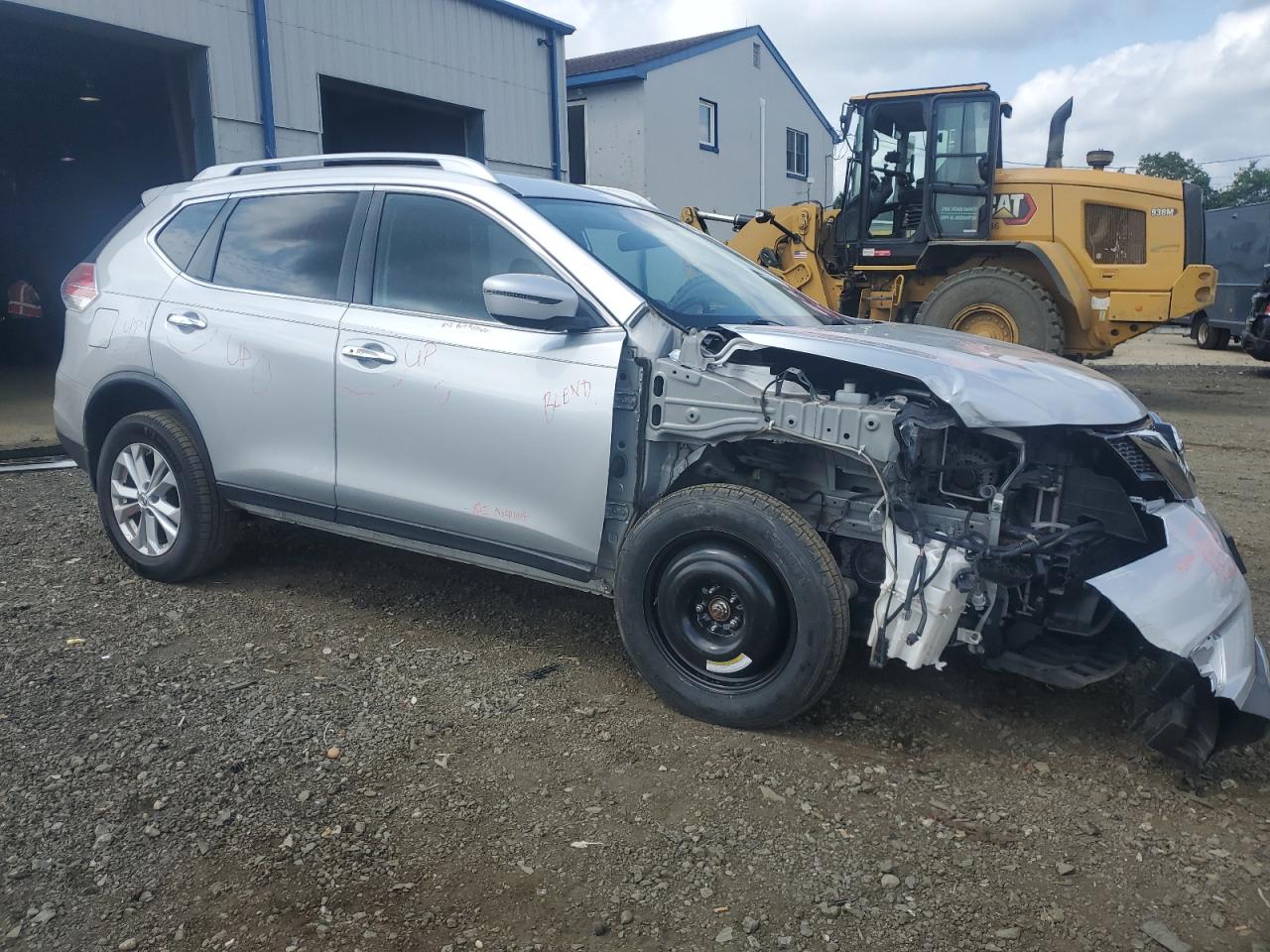 Nissan Rogue S Image 5