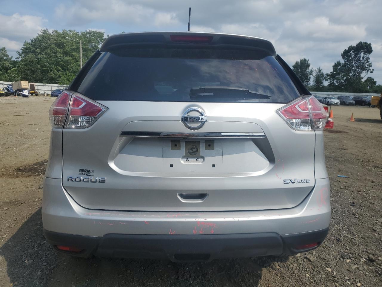 Nissan Rogue S Image 6