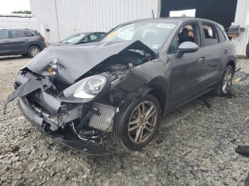  Salvage Porsche Cayenne