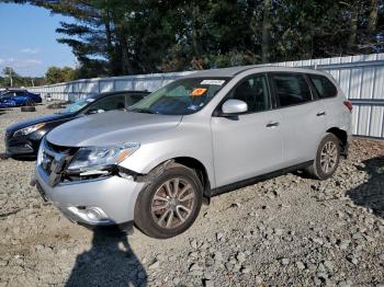  Salvage Nissan Pathfinder