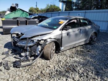  Salvage Chrysler 200