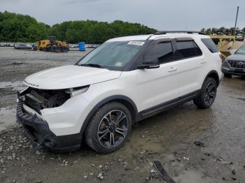  Salvage Ford Explorer