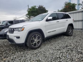  Salvage Jeep Grand Cherokee