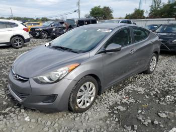  Salvage Hyundai ELANTRA