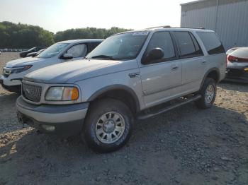  Salvage Ford Expedition