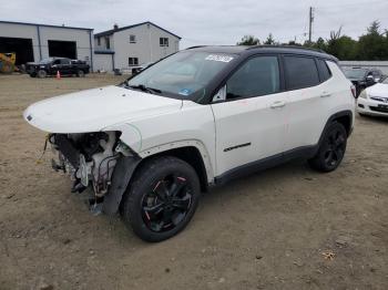  Salvage Jeep Compass