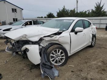  Salvage Mazda 3