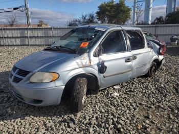  Salvage Dodge Caravan