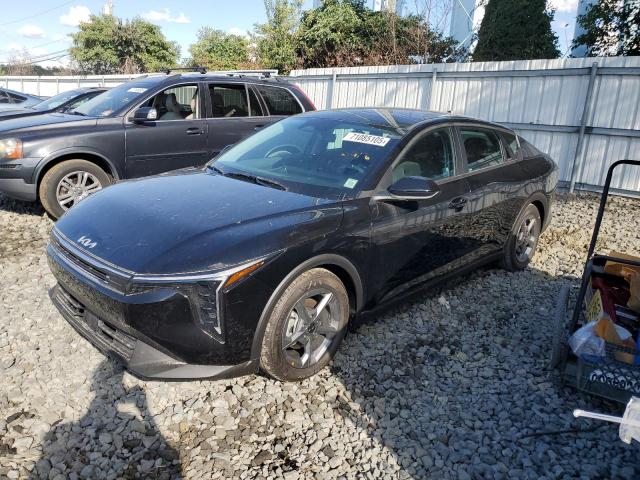  Salvage Kia K4 Lx