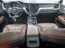 Volvo XC60 T5 Momentum Image 2