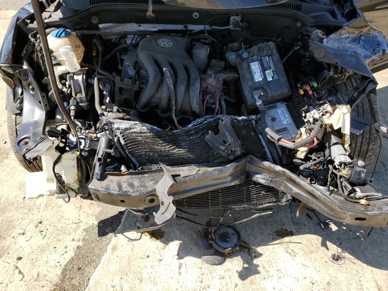 Volkswagen Jetta Base Image 9