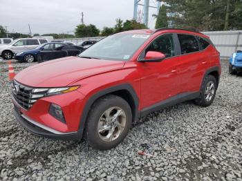  Salvage Hyundai TUCSON