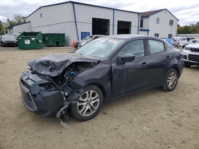  Salvage Toyota Yaris