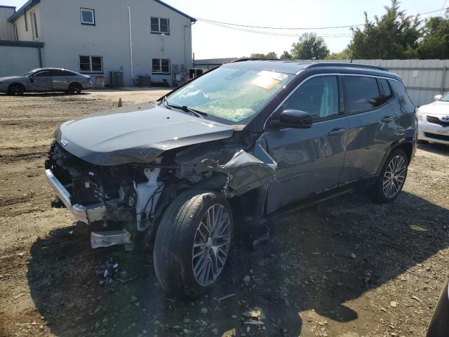  Salvage Jeep Compass