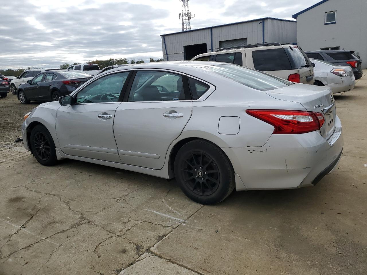 Nissan Altima 2.5 Image 12