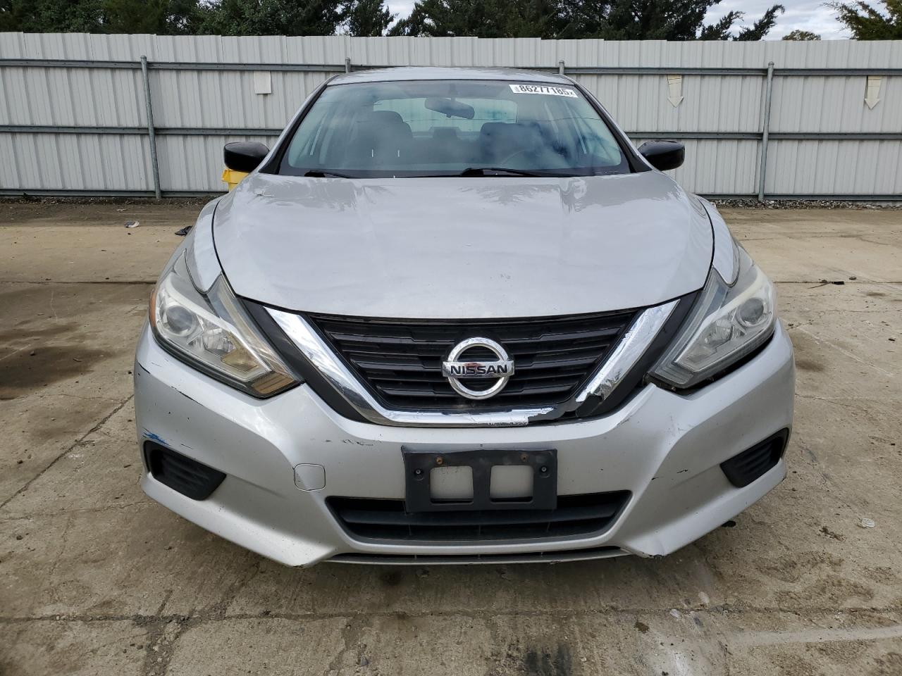 Nissan Altima 2.5 Image 5