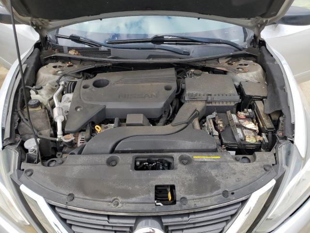 Nissan Altima 2.5 Image 11