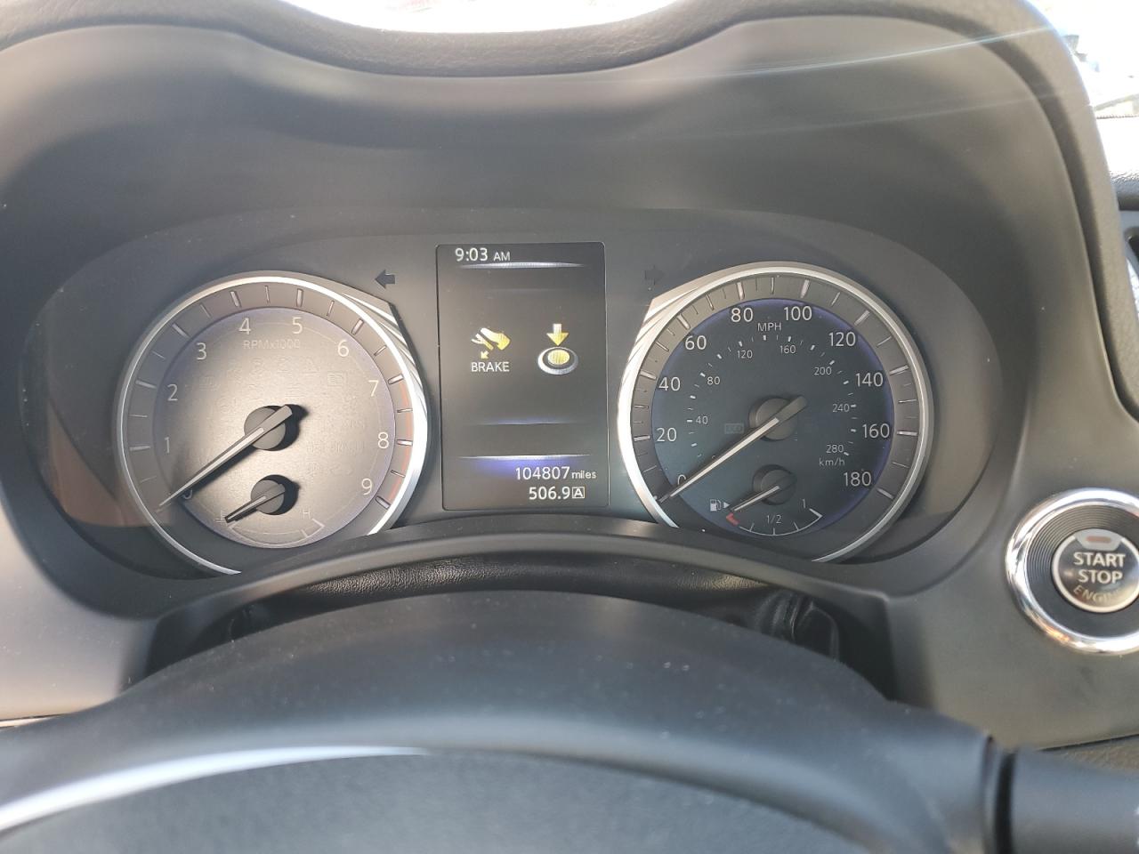 INFINITI Q60 Red Sport 400 Image 8