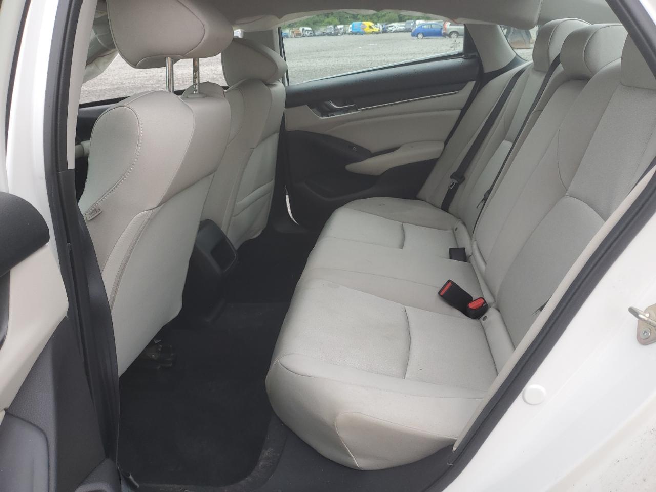 Honda Accord Lx Image 9