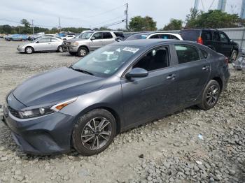  Salvage Kia Forte