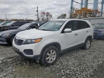  Salvage Kia Sorento