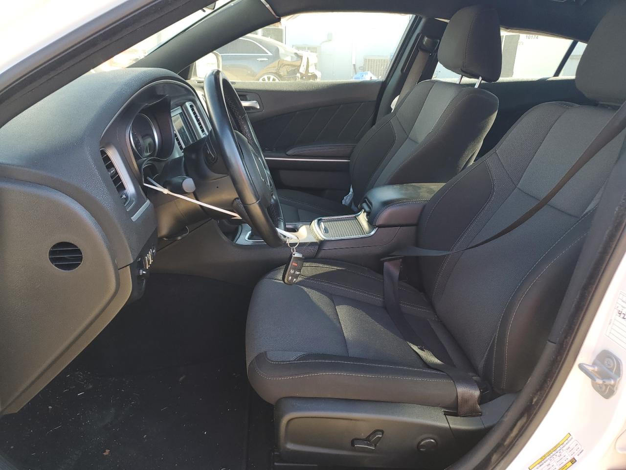 Dodge Charger Sxt Image 8