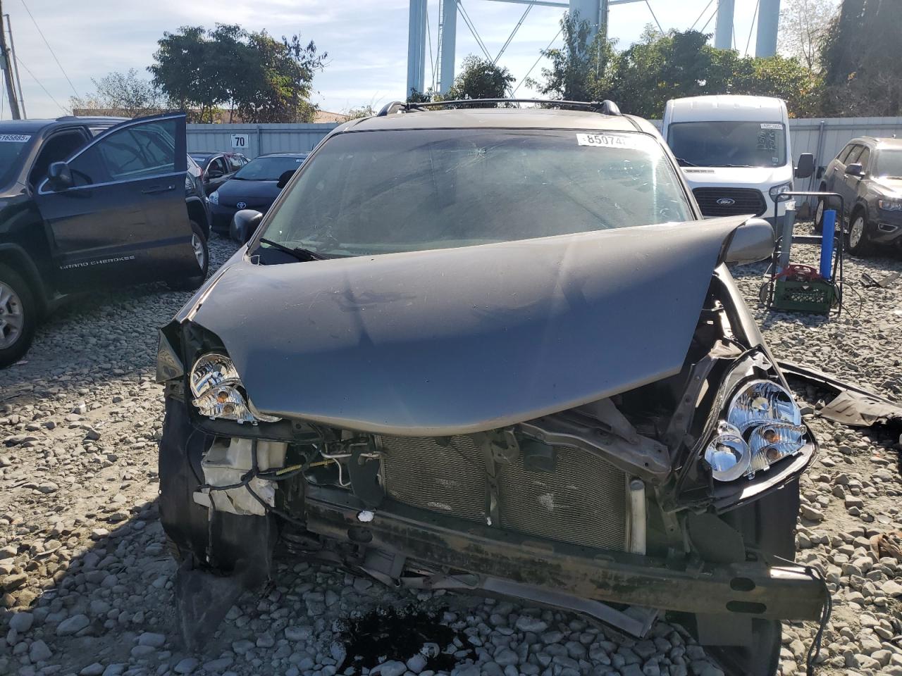 Toyota Sienna Xle Image 4