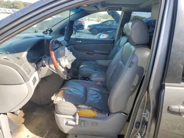 Toyota Sienna Xle Image 7