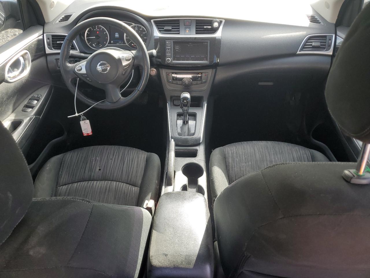 Nissan Sentra S Image 10