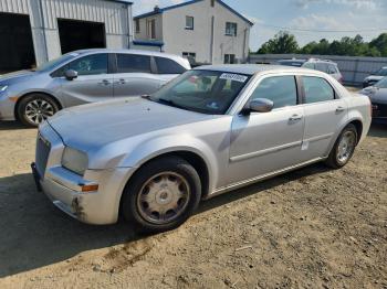  Salvage Chrysler 300