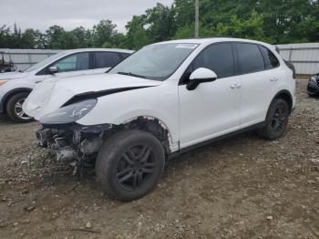  Salvage Porsche Cayenne